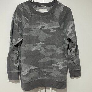 American Eagle Jegging Fit Crew Neck